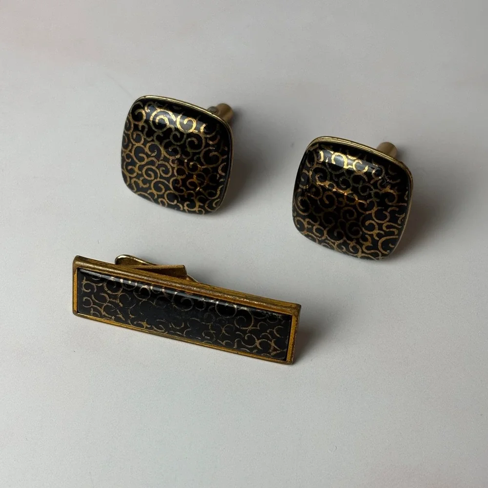 Vintage Evans Gold Black Enamel Scroll Cufflinks and Tie Clip‎ Set Mens Formal